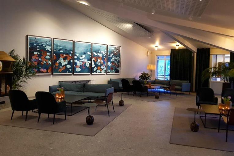 Aronsborgs Konferenshotel Bålsta Zewnętrze zdjęcie