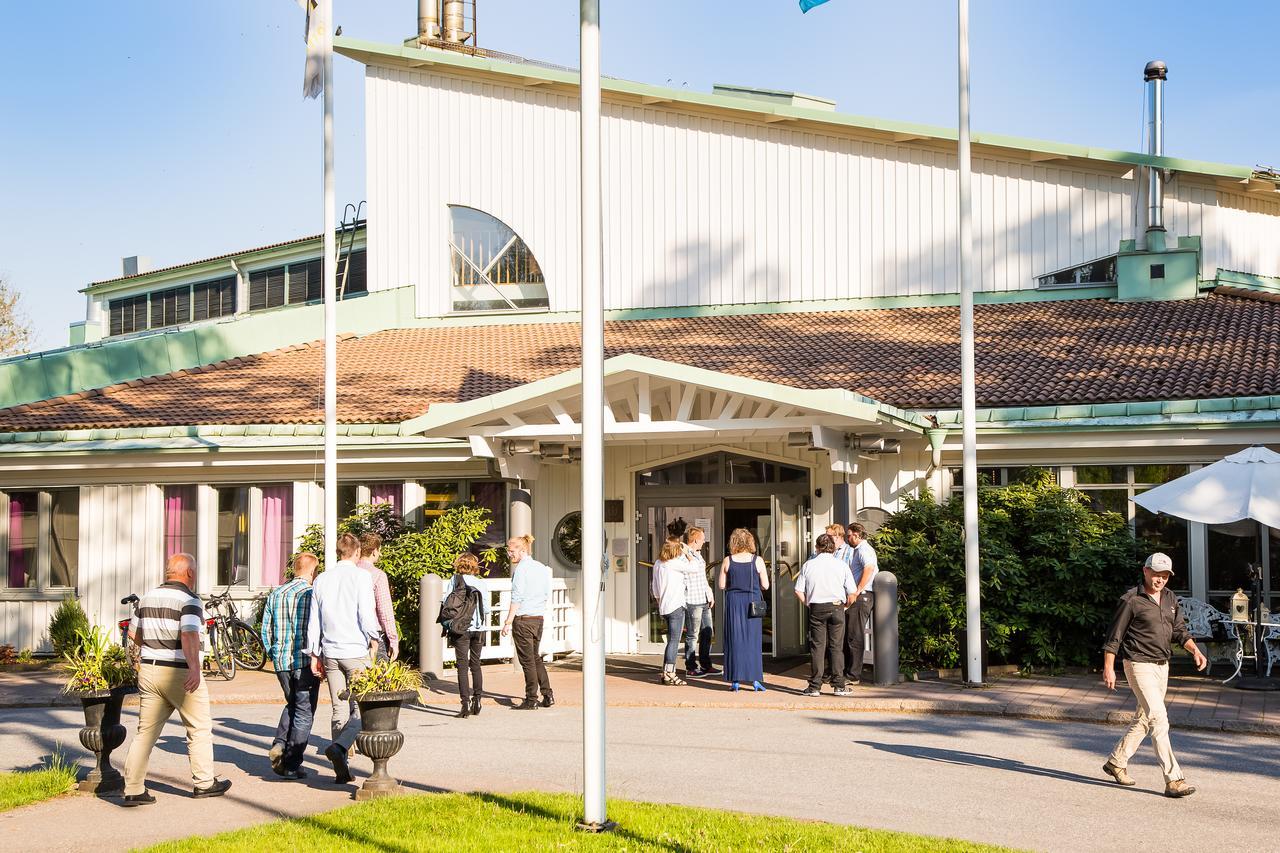 Aronsborgs Konferenshotel Bålsta Zewnętrze zdjęcie