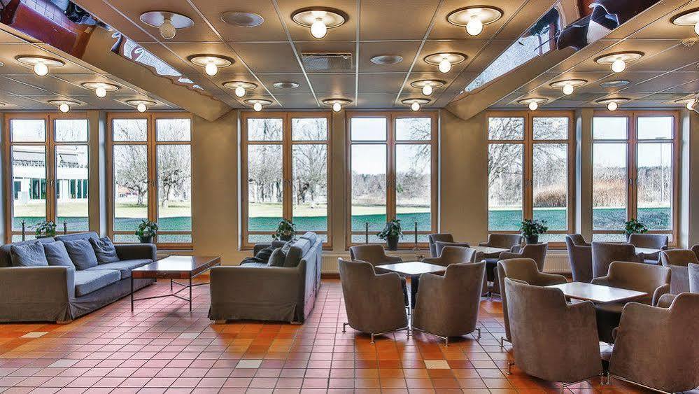 Aronsborgs Konferenshotel Bålsta Zewnętrze zdjęcie