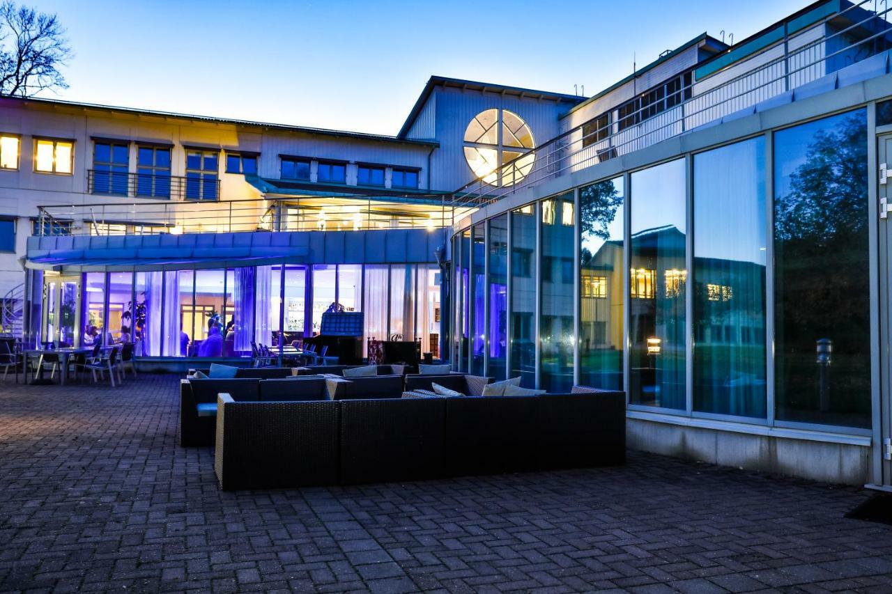 Aronsborgs Konferenshotel Bålsta Zewnętrze zdjęcie